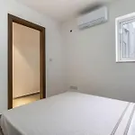 Penthouse In Apartament *