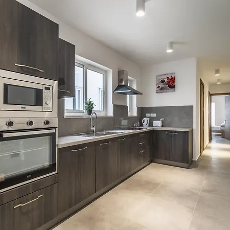 Penthouse In Daire St. Paul's Bay