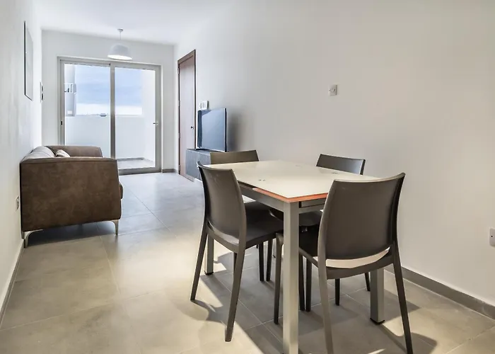 Penthouse In Apartament